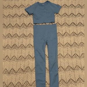 Active Wear Set 2 Pieces Blue Both Size Small Compression Thick Breathable